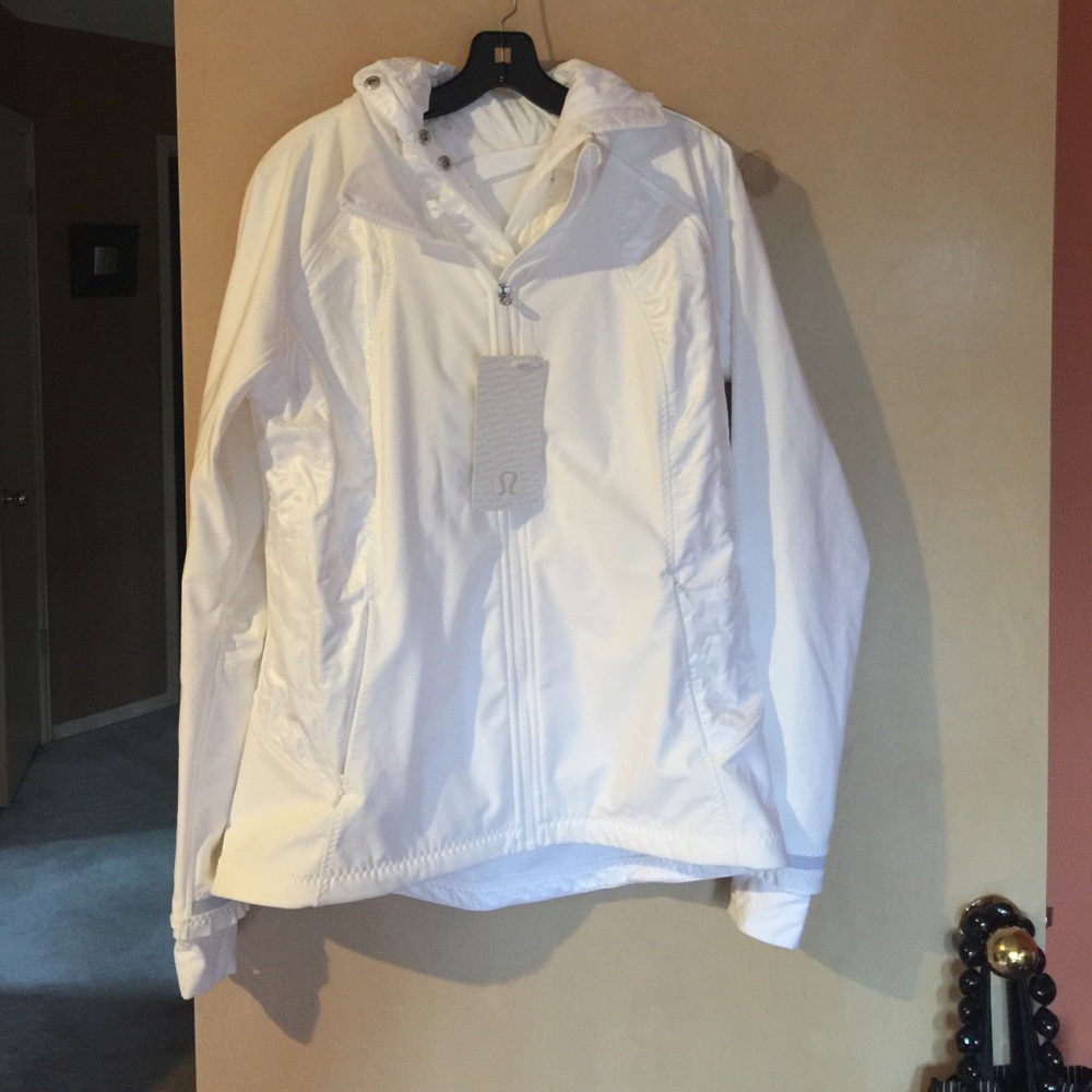 NWT Lululemon Runner Softshell Jacket